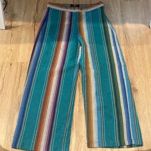 L&B Lucky & Blessed capri pants